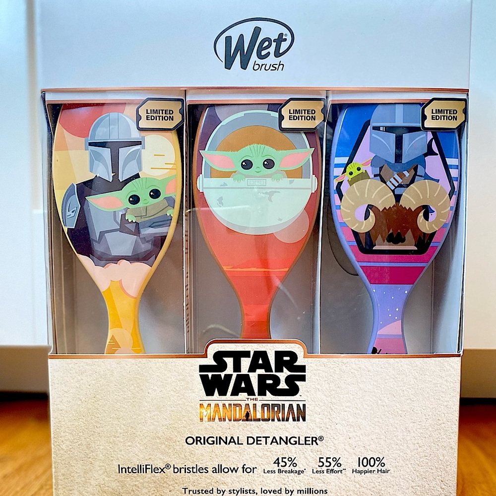 NWT Wet Brush Star Wars The Mandalorian
Original Detangler 3-Pack